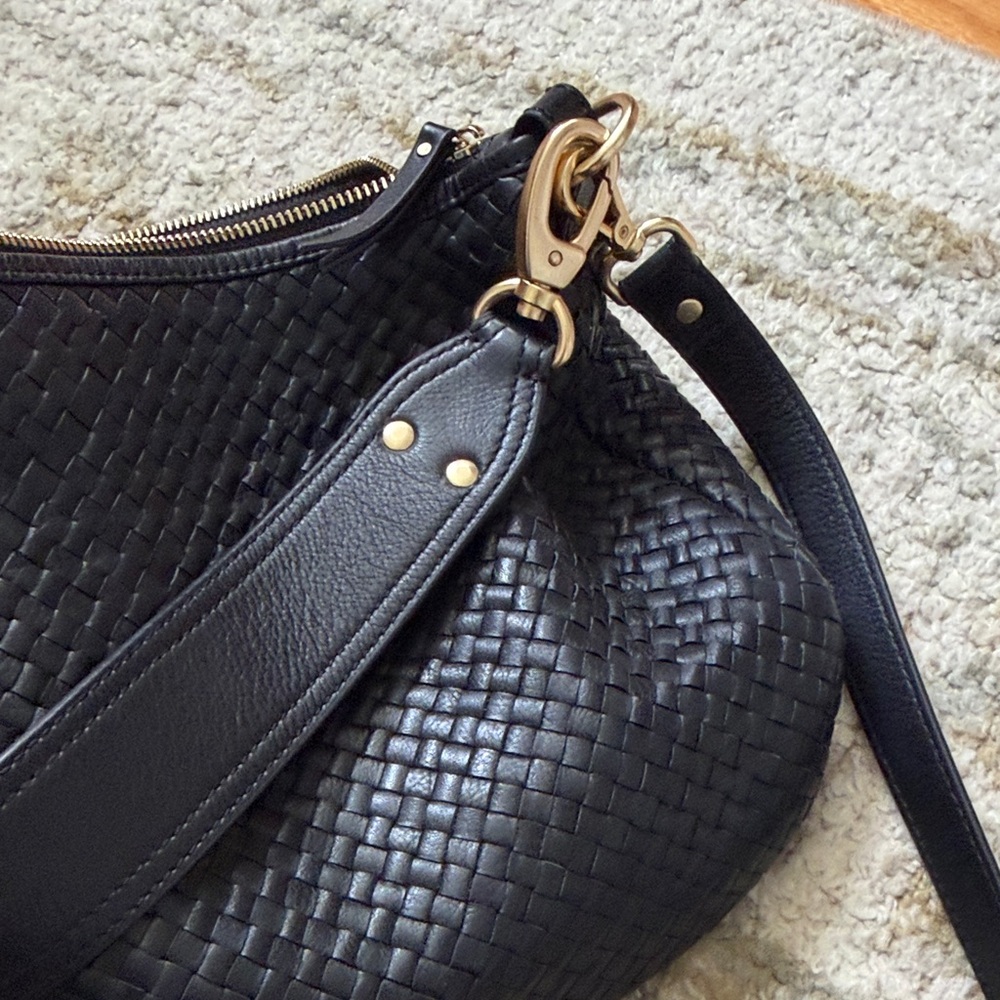 Quince Black Woven Leather Shoulder Bag - Picture 5 of 6